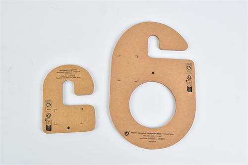 纸质衣架挂钩：可持续零售中的静默变革者