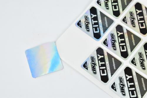 不干胶标签：现代商业的无形纽带与智能触媒